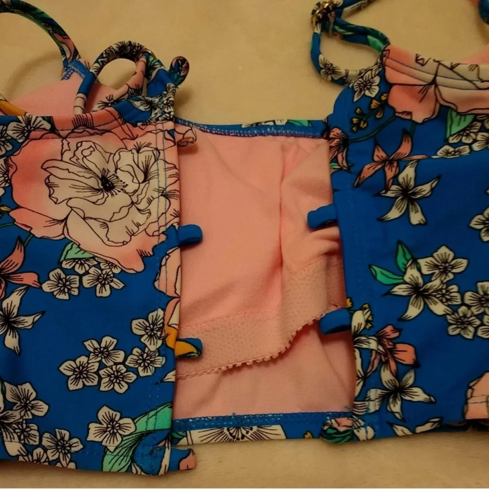 Xhilaration Blue Floral Bikini Bottom